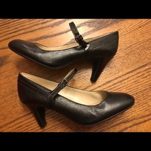 Naturalizer Black heels - NEW w/o box - size 9M